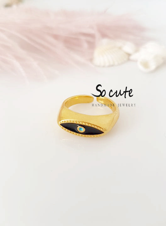 Evil eye oval ring in a package of 4 pieces