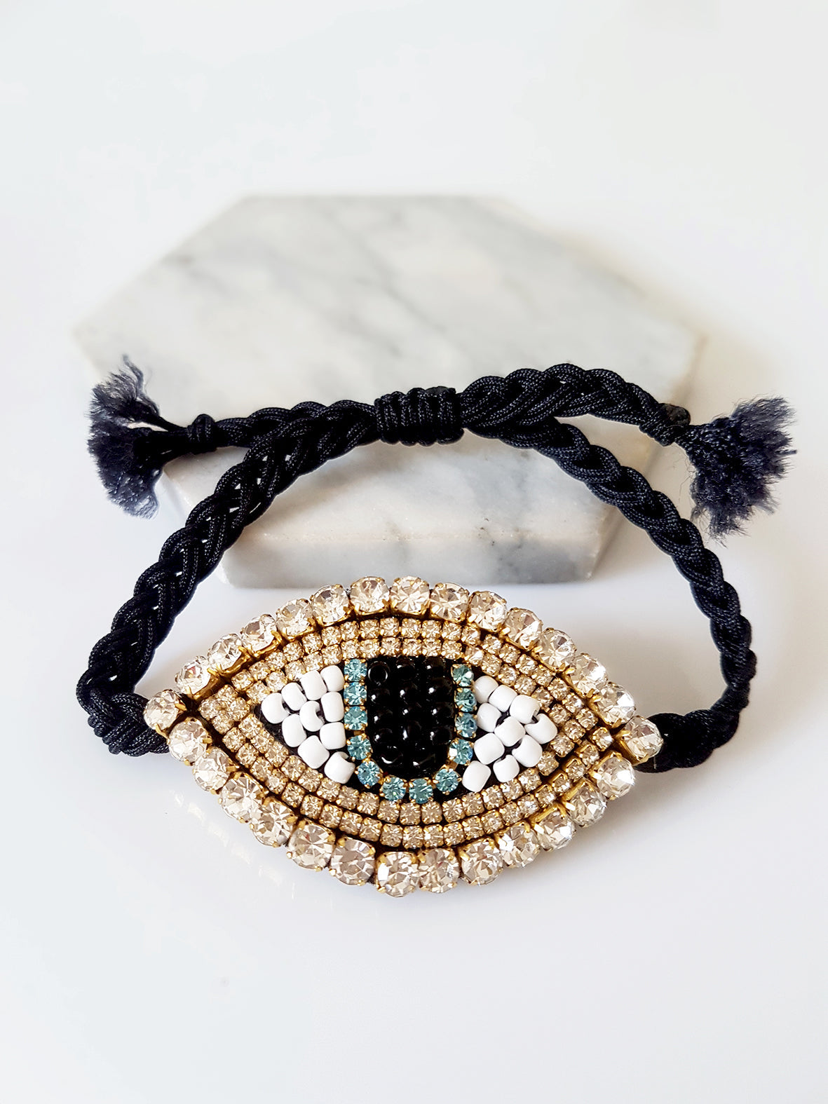 Χειροποίητο βραχιόλι με μεγάλο μοτίφ ματιού με στρας κεντημένο στο χέρι – Shiny Eye Large – So Cute by Dimi