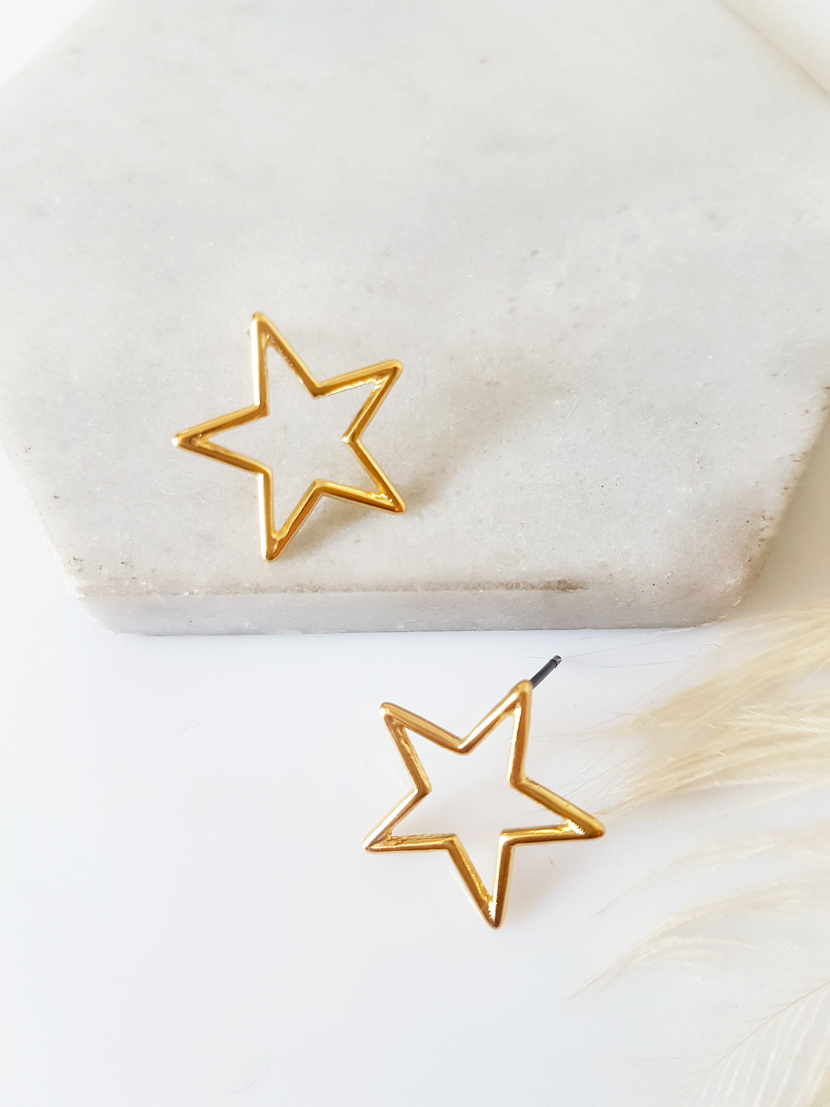 Star contour earrings, pack of 6 sets (12pcs)