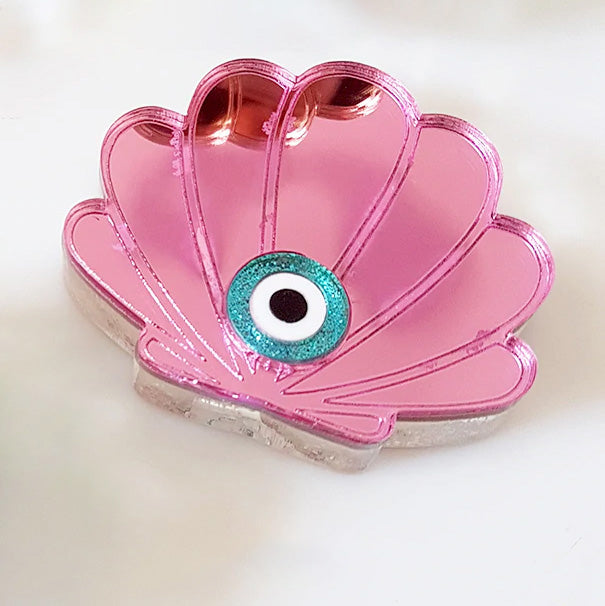 Shell shaped, small size, table charm with evil eye - SoCuteb2b