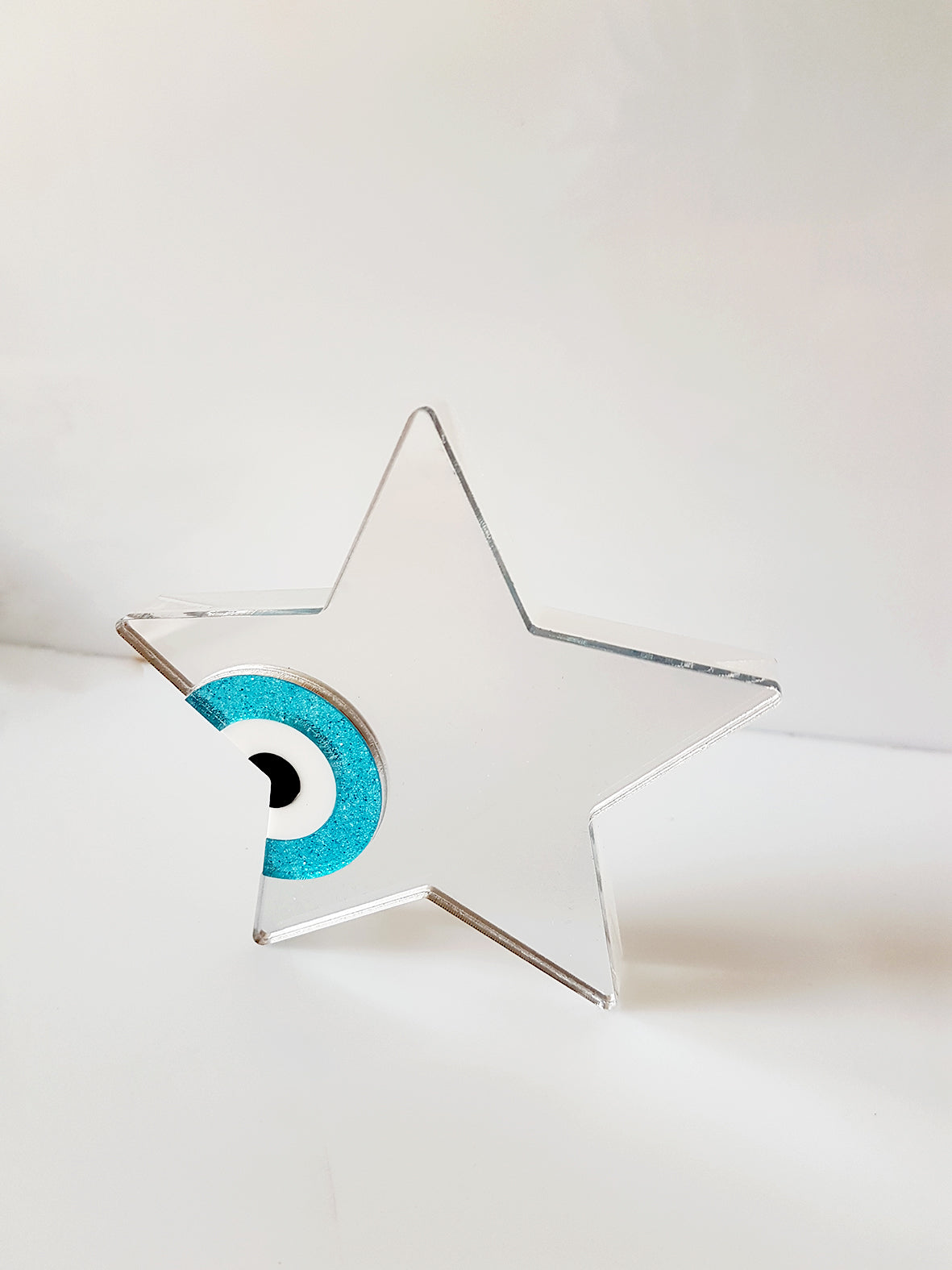 Star shaped table charm with evil eye of plexiglass mirror - SoCuteb2b