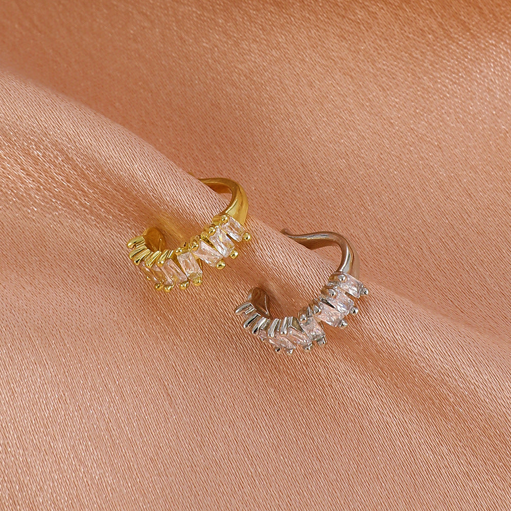Retro copper inlaid zircon C-shaped irregular ear clip1 piece